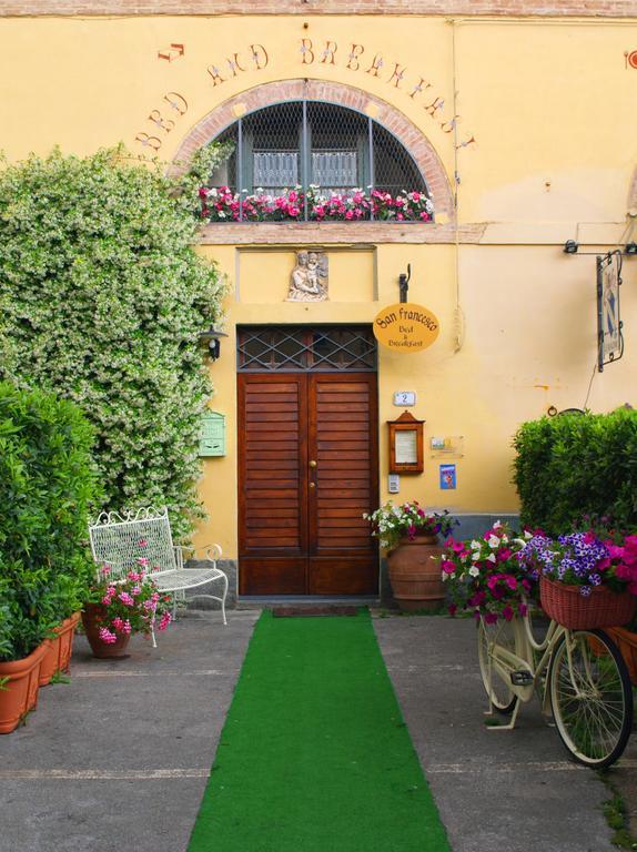 Camere Zimmer Rooms San Francesco Buti Exteriér fotografie
