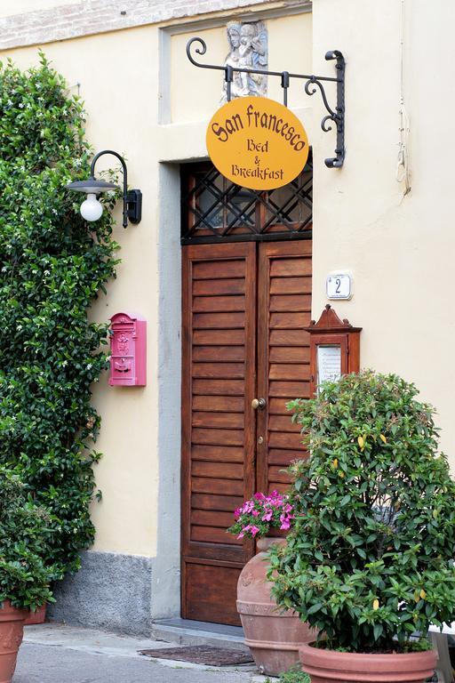 Camere Zimmer Rooms San Francesco Buti Exteriér fotografie
