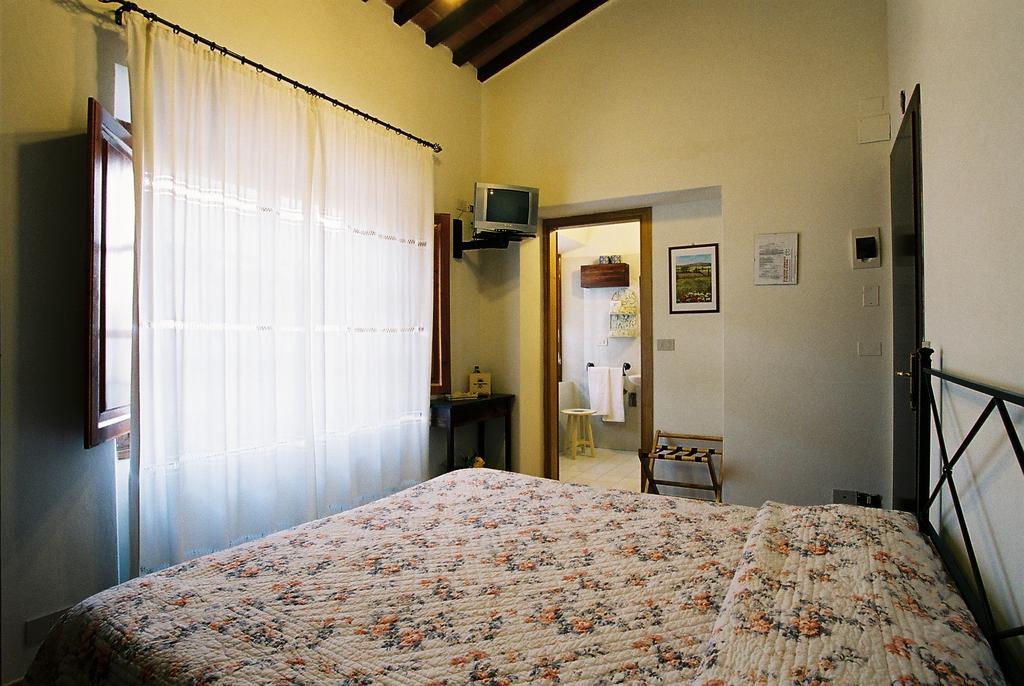 Camere Zimmer Rooms San Francesco Buti Exteriér fotografie