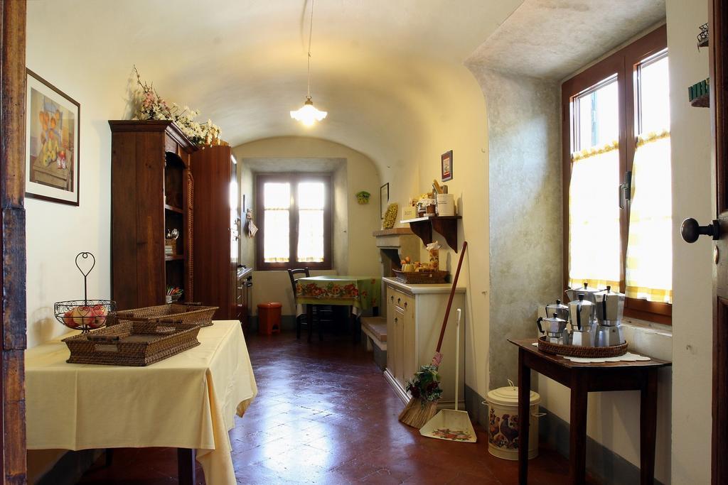 Camere Zimmer Rooms San Francesco Buti Exteriér fotografie