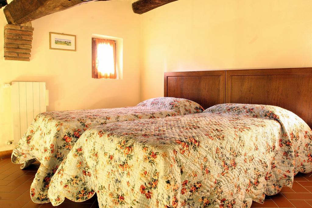 Camere Zimmer Rooms San Francesco Buti Exteriér fotografie