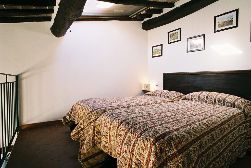 Camere Zimmer Rooms San Francesco Buti Exteriér fotografie